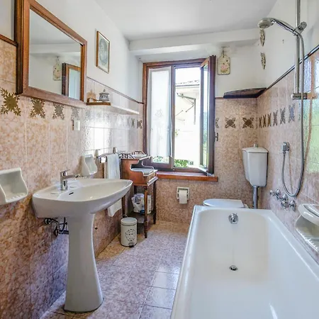 Prázdninový dům 2 Bedroom Stunning In *