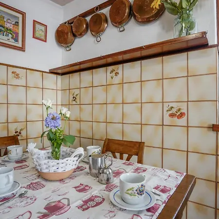2 Bedroom Stunning In Prázdninový dům