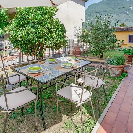 2 Bedroom Stunning In * Camaiore